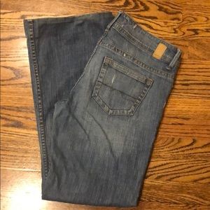 Maurice’s Jeans. Size 9. Wide Leg
